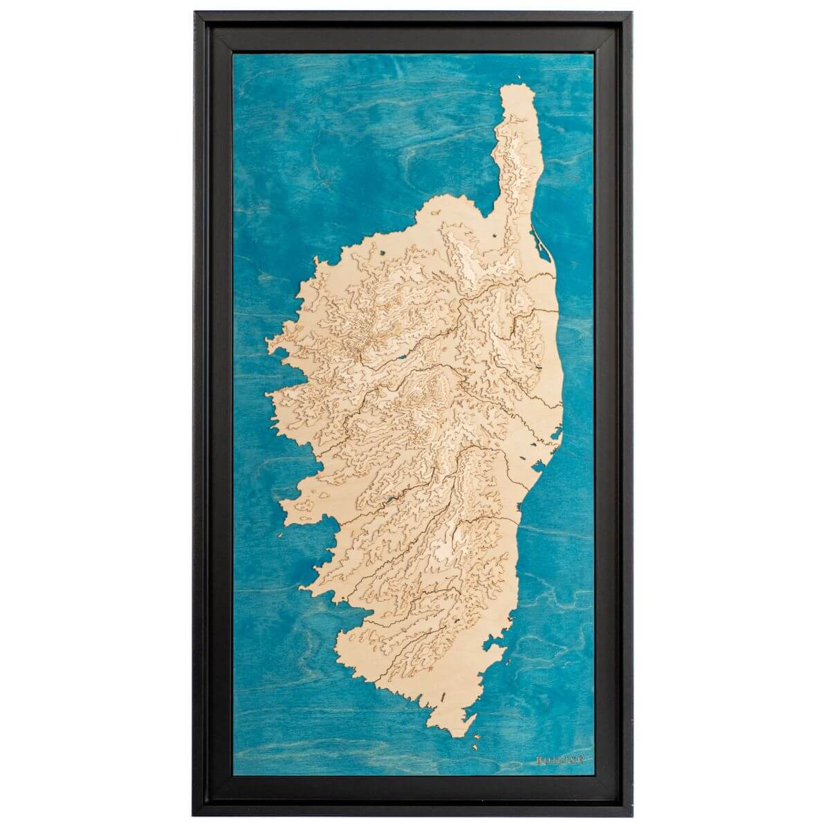 L'île de beauté dans une caisse américaine noire